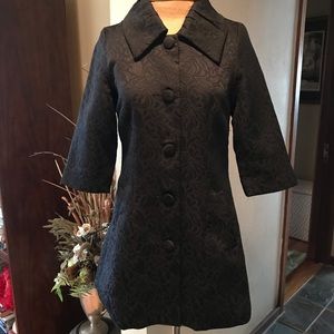 Francesa’s Collection 3/4 sleeve black brocade jacket. Size Medium (fits close)